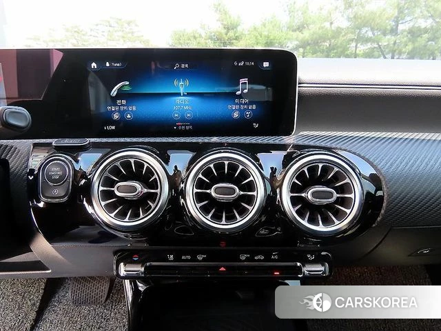 Mercedes-Benz A-Class W177 2020 Белый из Кореи, фото 5