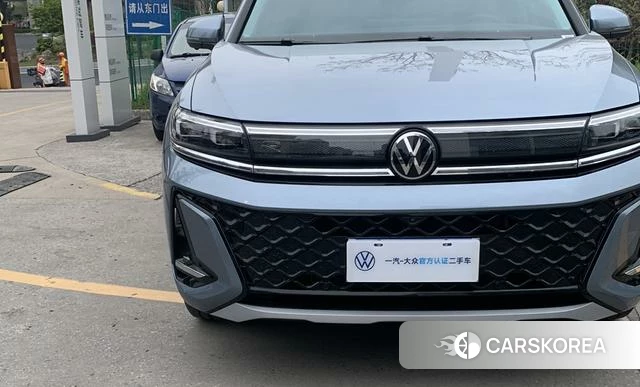 Volkswagen Lanjing 2025 Синий из Китая, фото 5