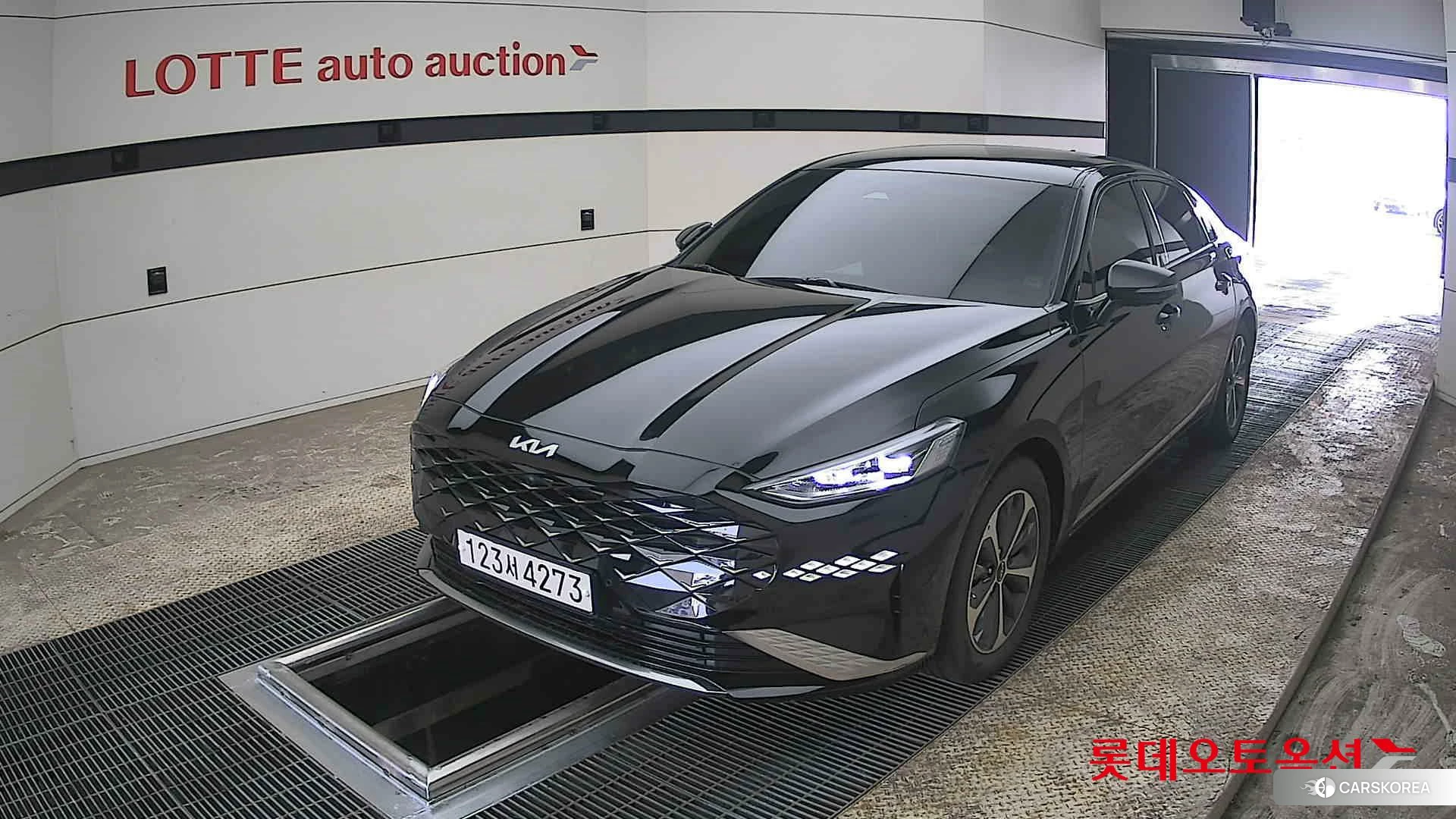 Kia K8 Hybrid 2022 Aurora Black Pearl из Кореи, фото 5