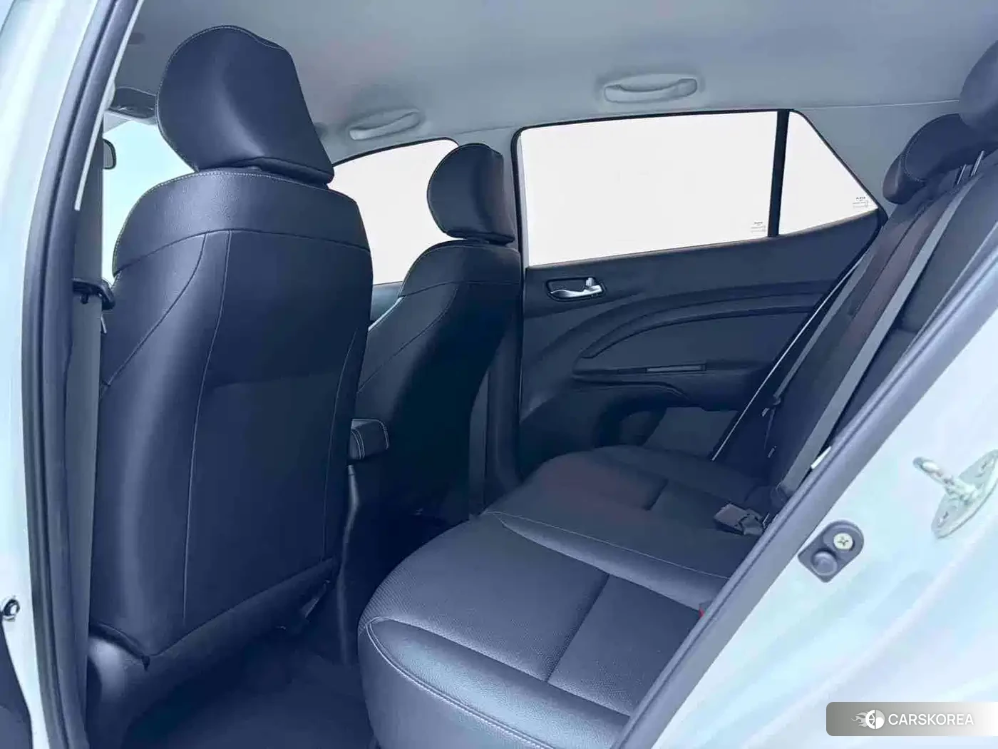 Kia KX1 2023 Белый из Китая, фото 5