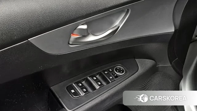 Kia The New K3 2nd generation 2021 Серебристо-серый из Кореи, фото 5