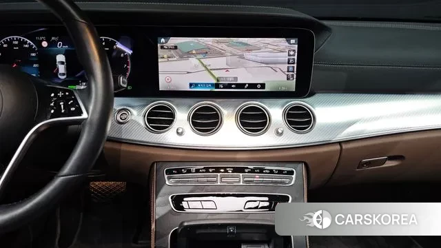 Mercedes-Benz E-Class W213 2021 Белый из Кореи, фото 5