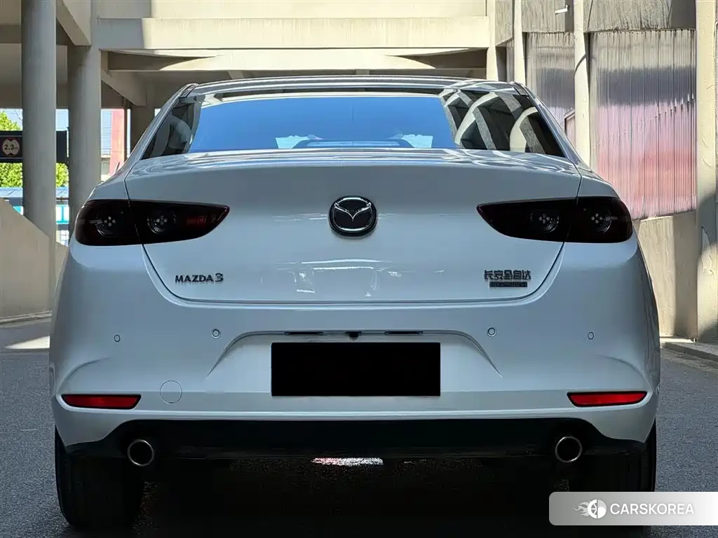 Mazda 3 2025 Белый из Китая, фото 5