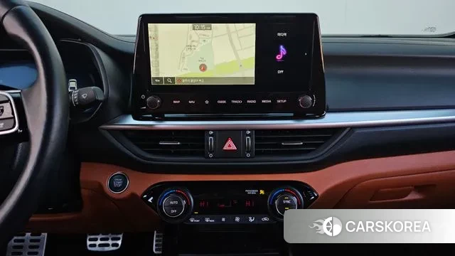 Kia The New K3 2nd generation 2024 Черный из Кореи, фото 5