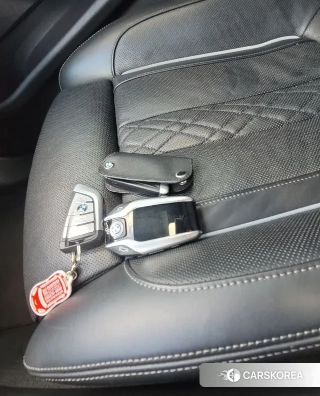 BMW 5 Series (G30) 2018 Небесно-голубой из Кореи, фото 5