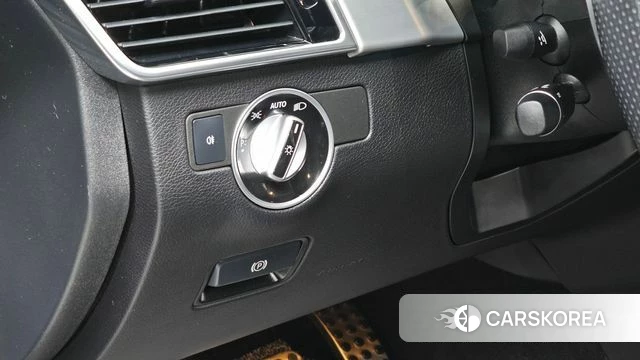Mercedes-Benz GLE - Class W166 2018 Черный из Кореи, фото 5