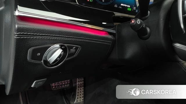 Mercedes-Benz AMG GT 2021 Белый из Кореи, фото 5