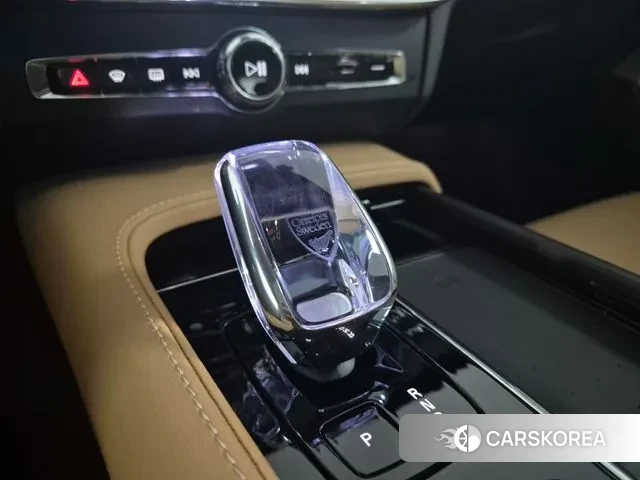 Volvo S90 2024 Черный из Кореи, фото 5