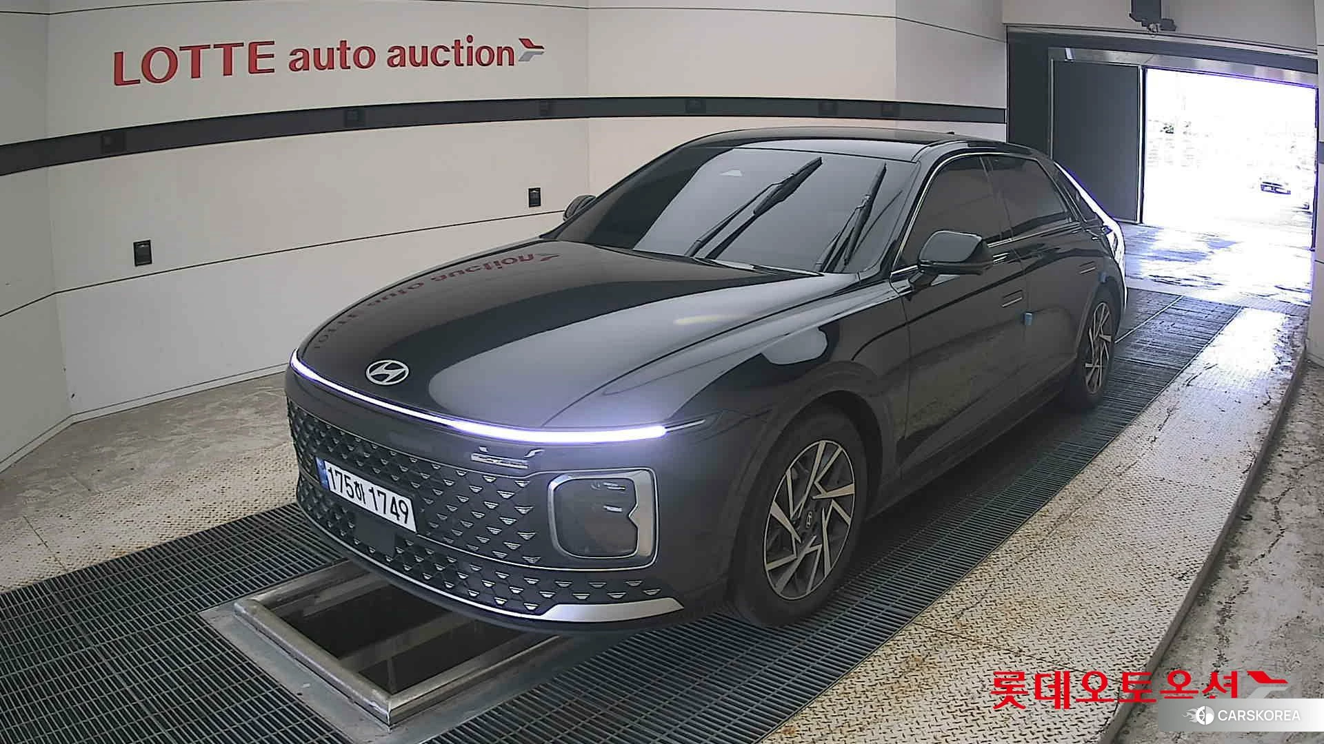 Hyundai Grandeur 2023 Abyss Black Pearl из Кореи, фото 5