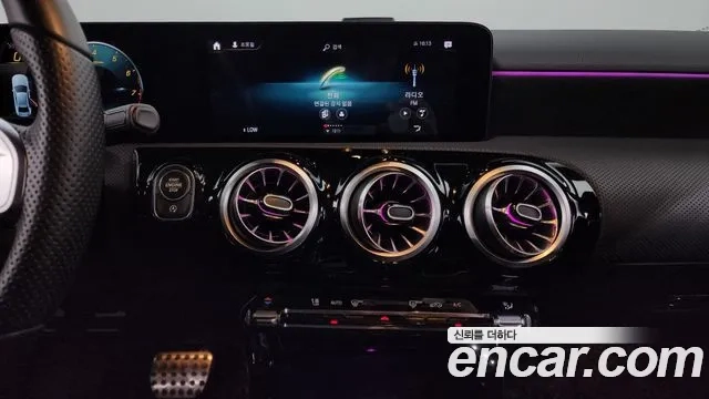 Mercedes-Benz A-Class W177 2022 Белый из Кореи, фото 5