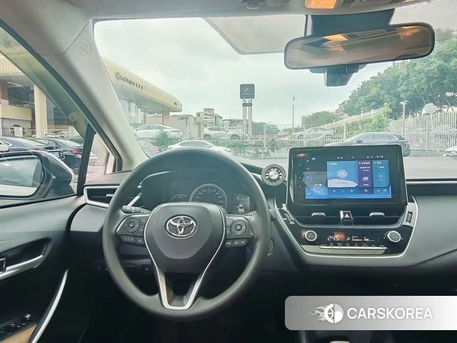 Toyota Corolla 2023 Белый из Китая, фото 5