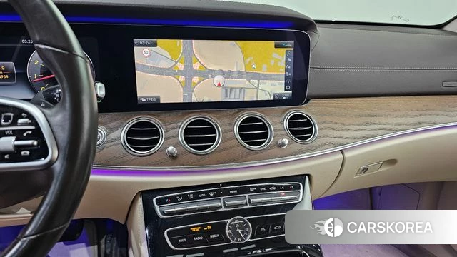 Mercedes-Benz E-Class W213 2020 Белый из Кореи, фото 5