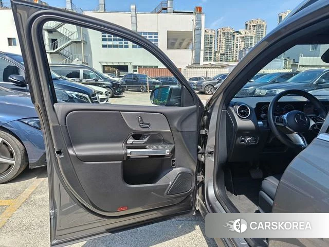 Mercedes-Benz GLB 2024 Темно-серый из Китая, фото 5