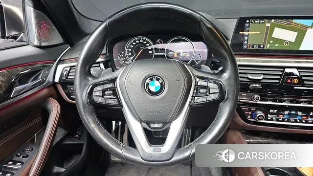 BMW 5 Series (G30) 2018 Белый из Кореи, фото 5