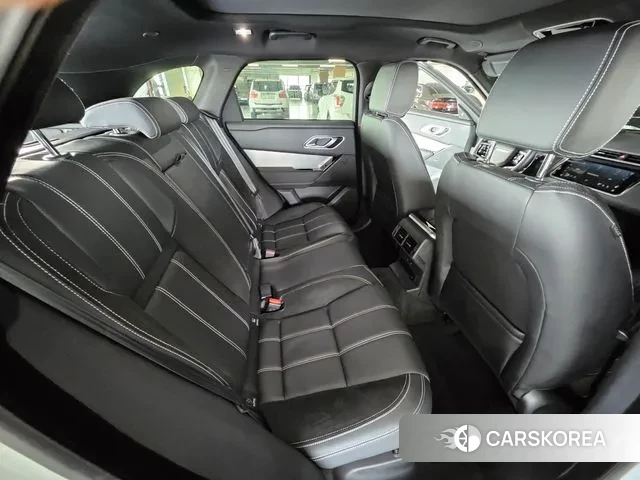 Land Rover Range Rover Velar 2023 Белый из Кореи, фото 5