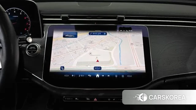 Mercedes-Benz E-Class W214 2024 Светло-серебряный цвет из Кореи, фото 5