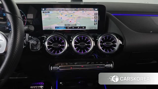 Mercedes-Benz GLA - Class H247 2023 Черный из Кореи, фото 5