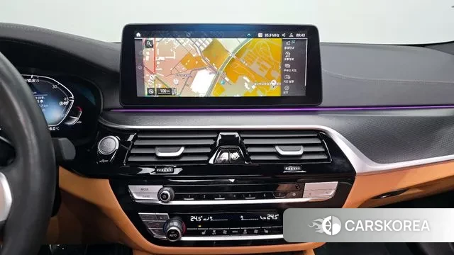 BMW 5 Series (G30) 2022 Черный из Кореи, фото 5