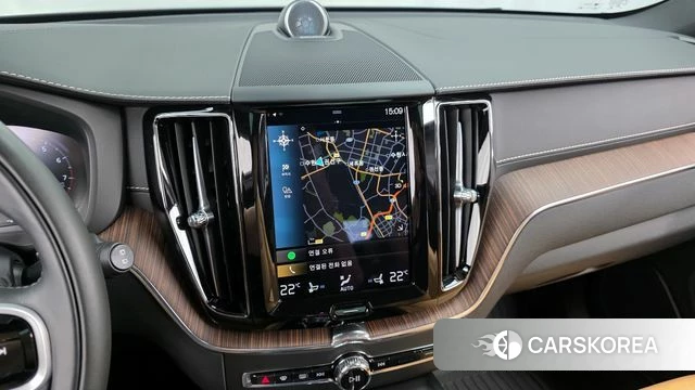 Volvo XC60 second Generation 2021 Серебристо-серый из Кореи, фото 5