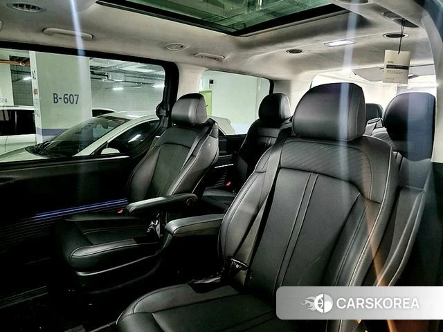 Hyundai Staria 2021 Серый из Кореи, фото 5