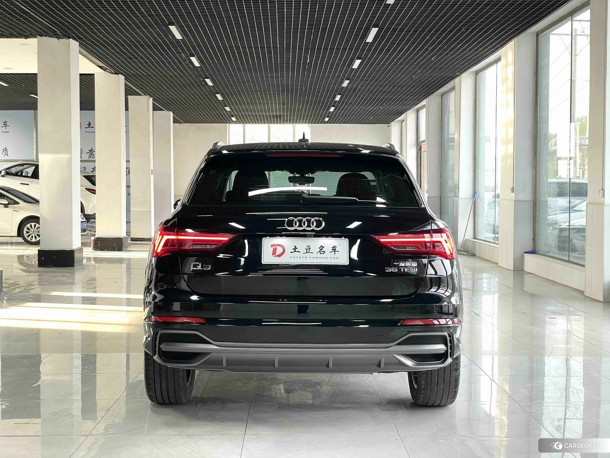 Audi Q3 2023 Черный из Китая, фото 5