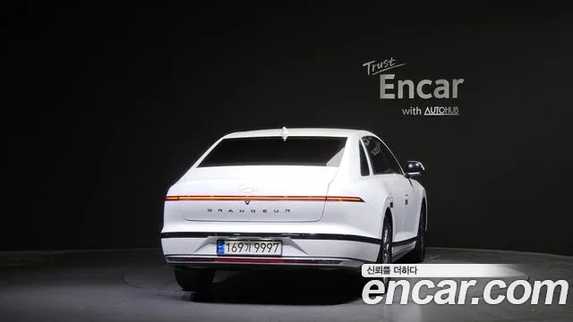 Hyundai Grandeur (GN7) id 2650214 из Кореи 5