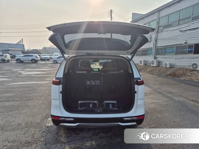 Kia Carnival 4th generation 2023 Жемчужный двухцветный из Кореи, фото 5