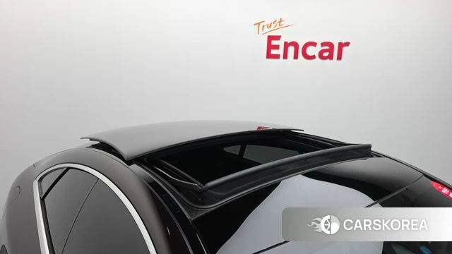Mercedes-Benz E-Class W213 2022 Красный из Кореи, фото 5