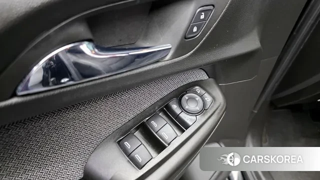 Chevrolet (GM Daewoo) Trailblazer 2021 Черный из Кореи, фото 5