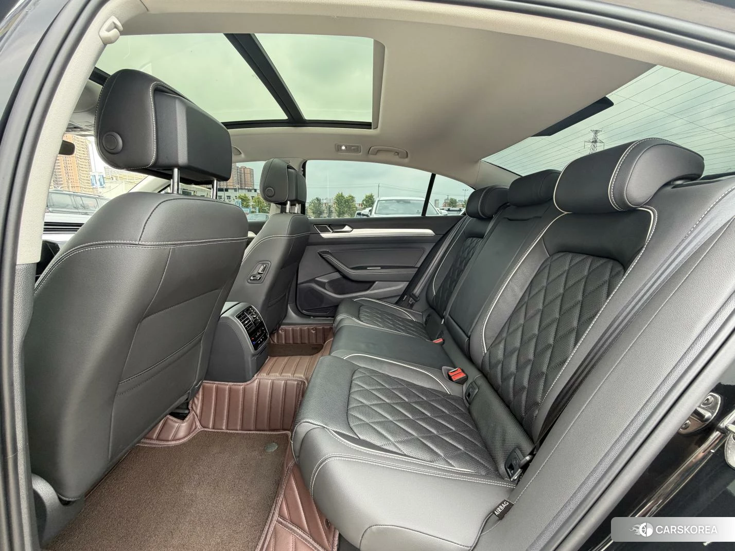 Volkswagen Magotan PHEV 2021 Черный из Китая, фото 5