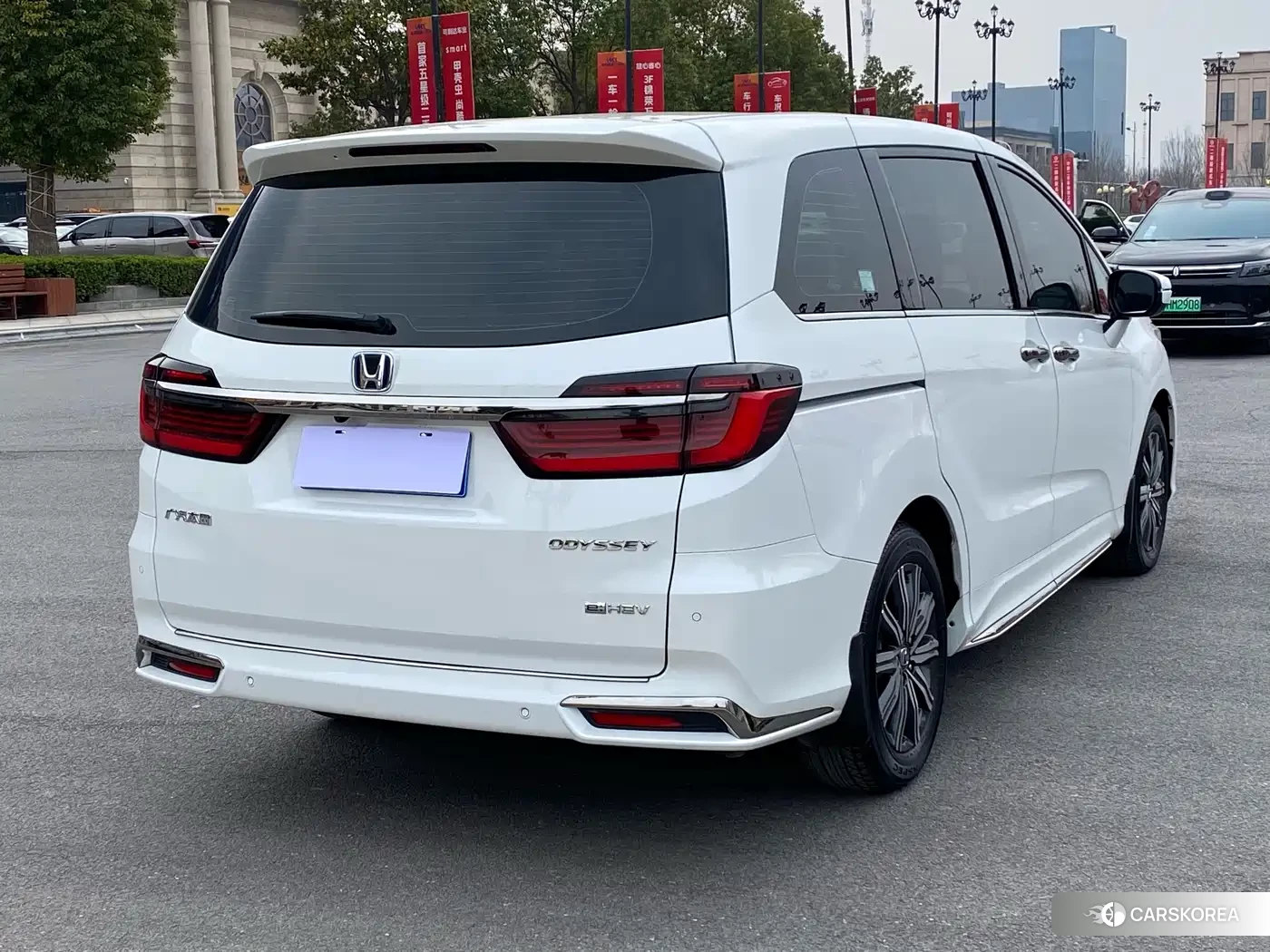 Honda Odyssey 2024 Белый из Китая, фото 5
