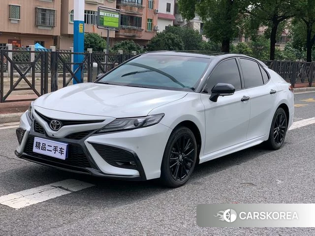 Toyota Camry 2024 Белый из Китая, фото 5