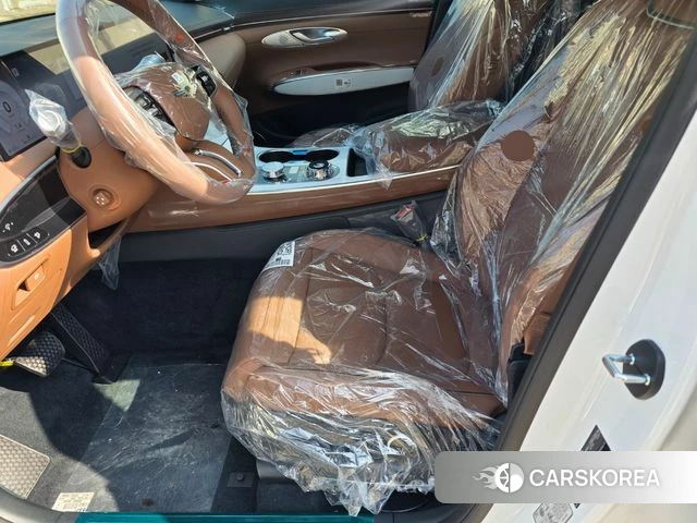 Genesis GV70 2025 Белый из Кореи, фото 5