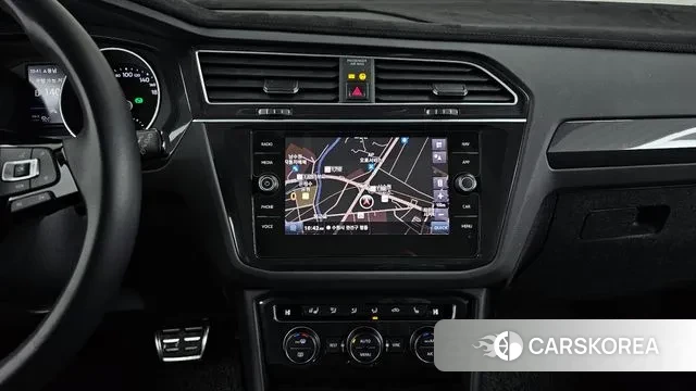 Volkswagen Tiguan second Generation 2020 Черный из Кореи, фото 5