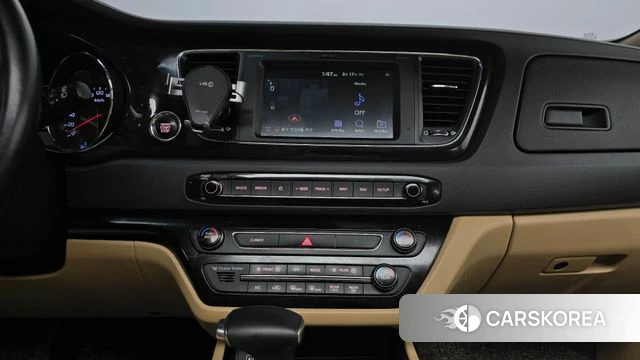 Kia The New Carnival 2018 Черный из Кореи, фото 5