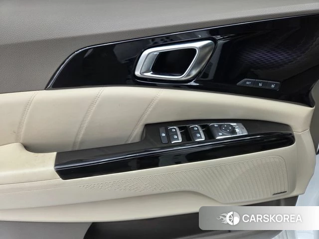 Kia Carnival 4th generation 2023 Белый из Кореи, фото 5