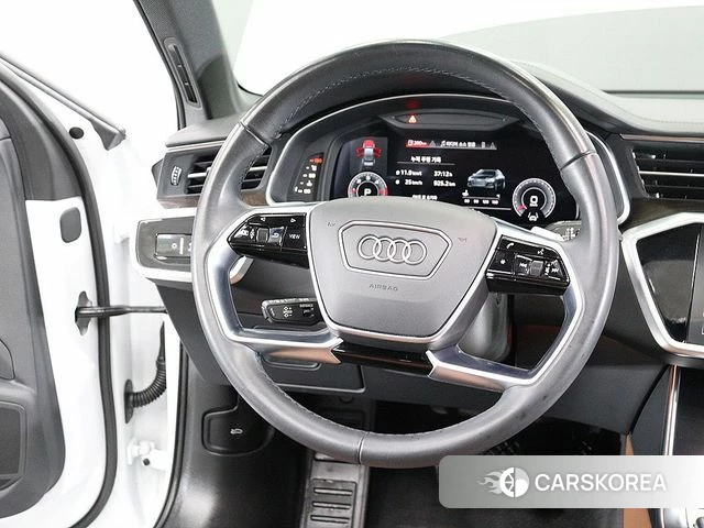 Audi A6 (C8) 2023 Белый из Кореи, фото 5