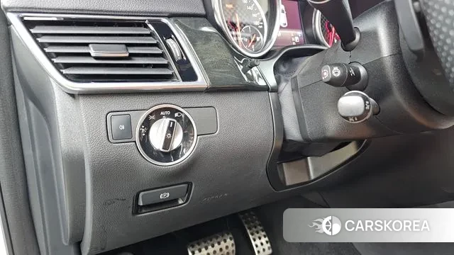 Mercedes-Benz GLE - Class W166 2018 Белый из Кореи, фото 5