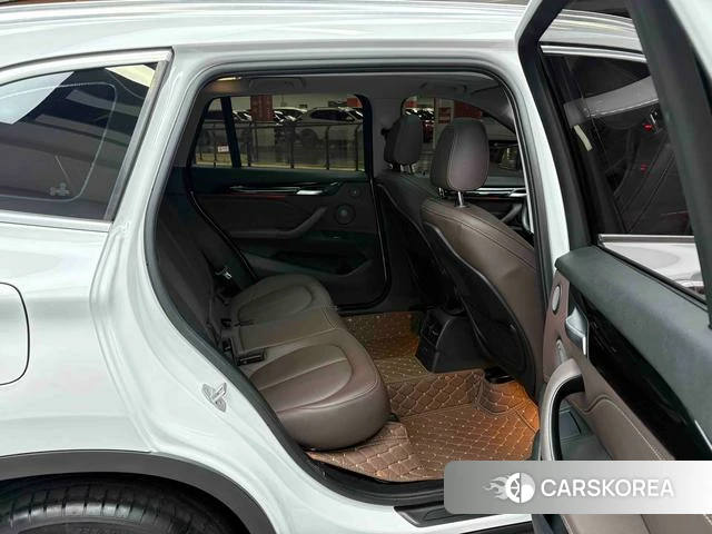 BMW X1 2021 Белый из Китая, фото 5