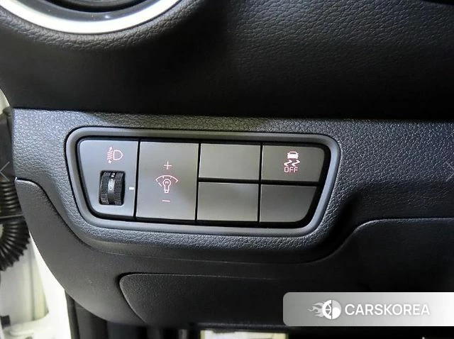 Kia The New K3 2nd generation 2023 Белый из Кореи, фото 5