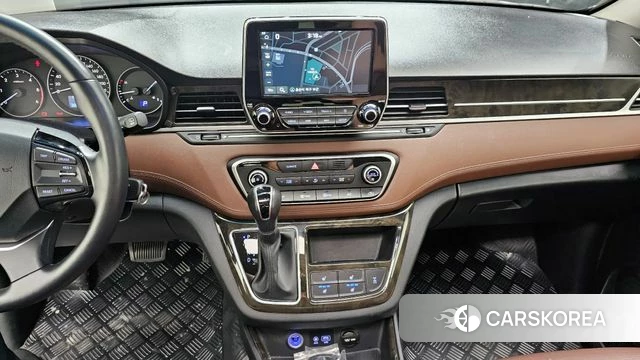 Hyundai The New Grand Starex 2018 Серебряный двухцветный из Кореи, фото 5