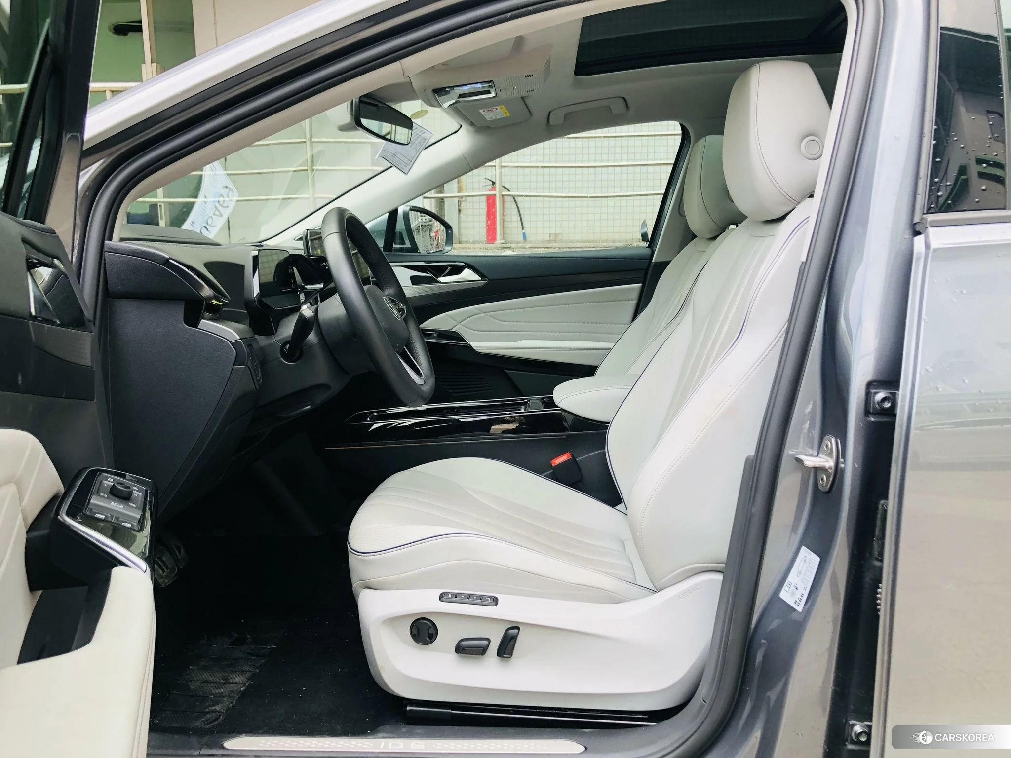 Volkswagen ID.6 X 2023 Темно-серый из Китая, фото 5
