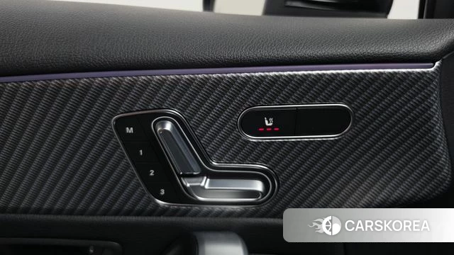Mercedes-Benz A-Class W177 2024 Черный из Кореи, фото 5