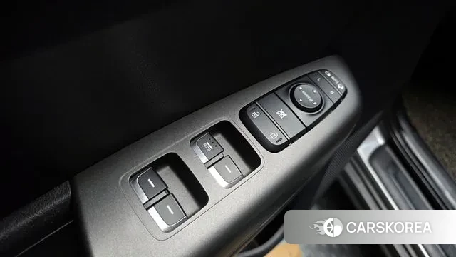 Kia Sportage The Bold 2021 Серый из Кореи, фото 5