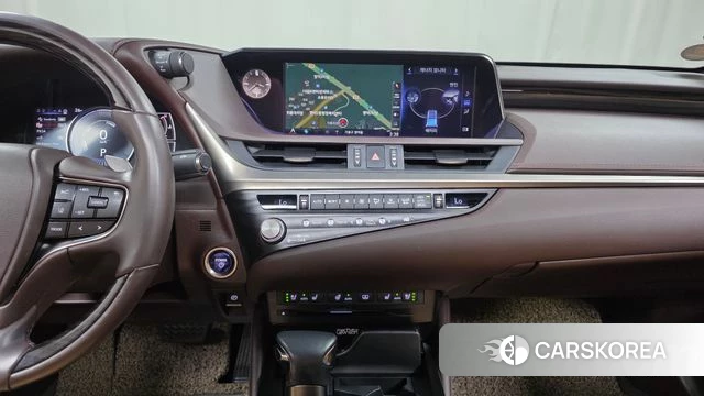 Lexus ES300h 7th generation 2021 Черный из Кореи, фото 5