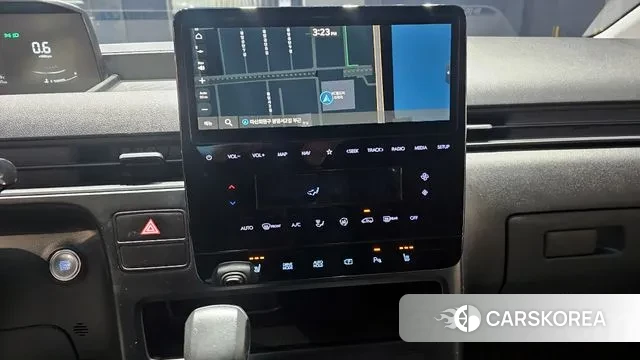 Hyundai Staria 2024 Белый из Кореи, фото 5