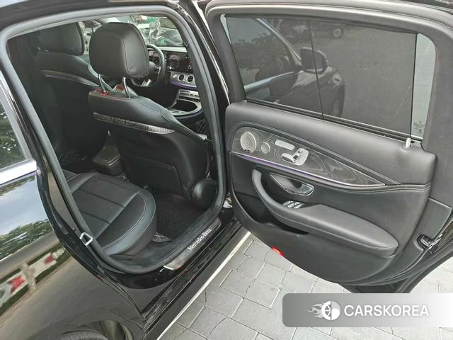 Mercedes-Benz E-class 2021 Черный из Китая, фото 5