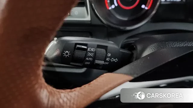 Ssangyong Tivoli Armor 2018 Белый из Кореи, фото 5