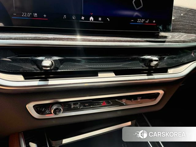 BMW X5 (G05) 2026 Небесно-голубой из Кореи, фото 5