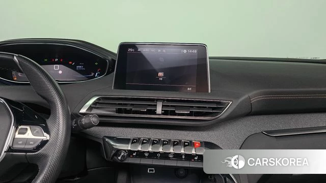 Peugeot 3008 second generation 2020 Серый из Кореи, фото 5